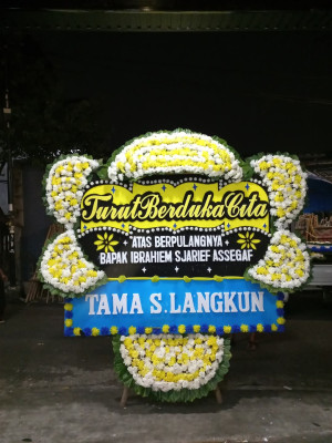 Papan Bunga Duka di Sukomarto